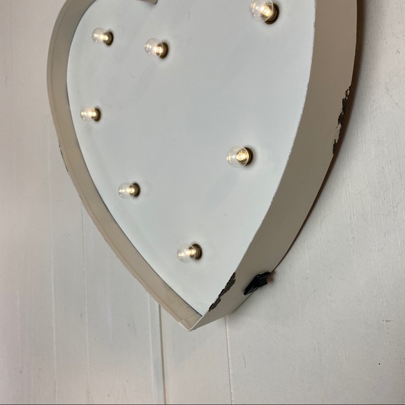 Studio Decor Cream Distressed Marquee Sign - Picture 10 of 10